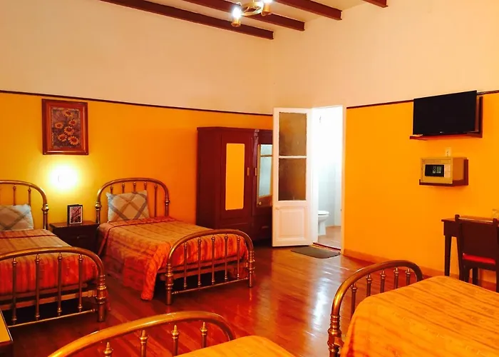 Isabel Hotel 3*