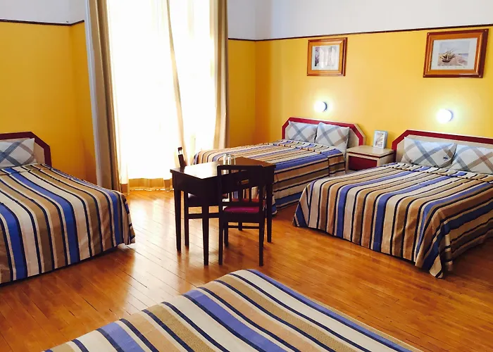 Isabel Hotel 3*