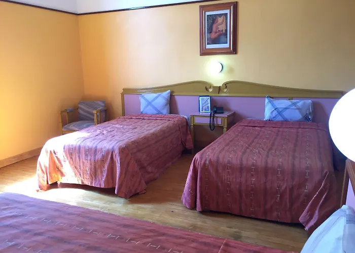Isabel Hotel