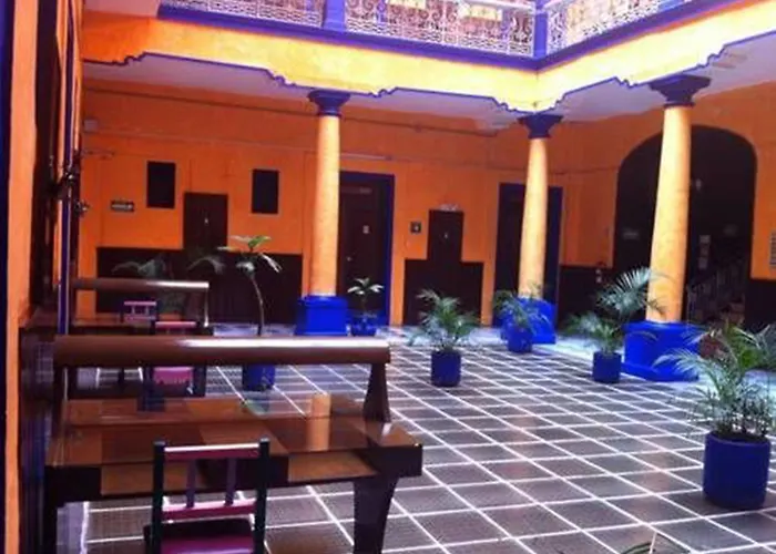 Isabel Hotel 3*